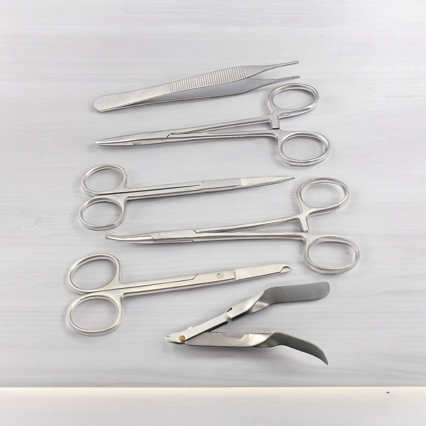On scene emergency medical equipment and supplies. – The Paramedic Shop cc