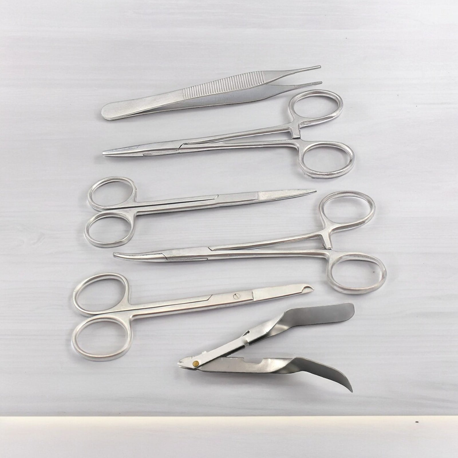 On scene emergency medical equipment and supplies. – The Paramedic Shop cc